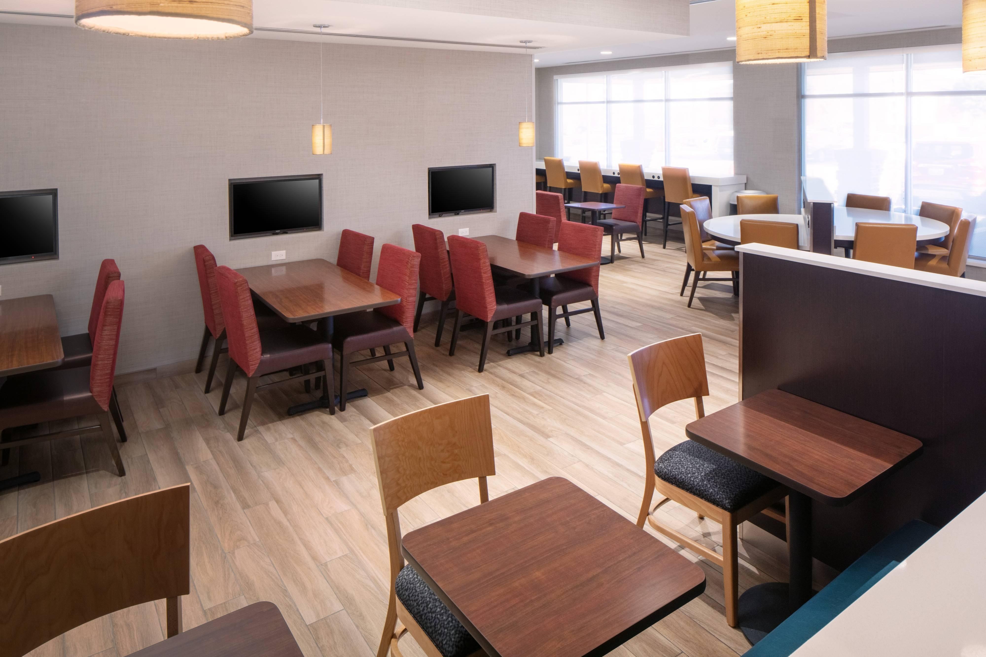 Holiday Inn Express & Suites Midland South I-20 By Ihg Eksteriør bilde