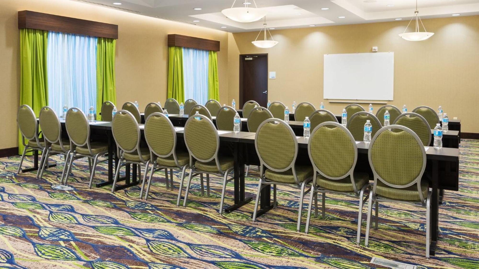 Holiday Inn Express & Suites Midland South I-20 By Ihg Eksteriør bilde