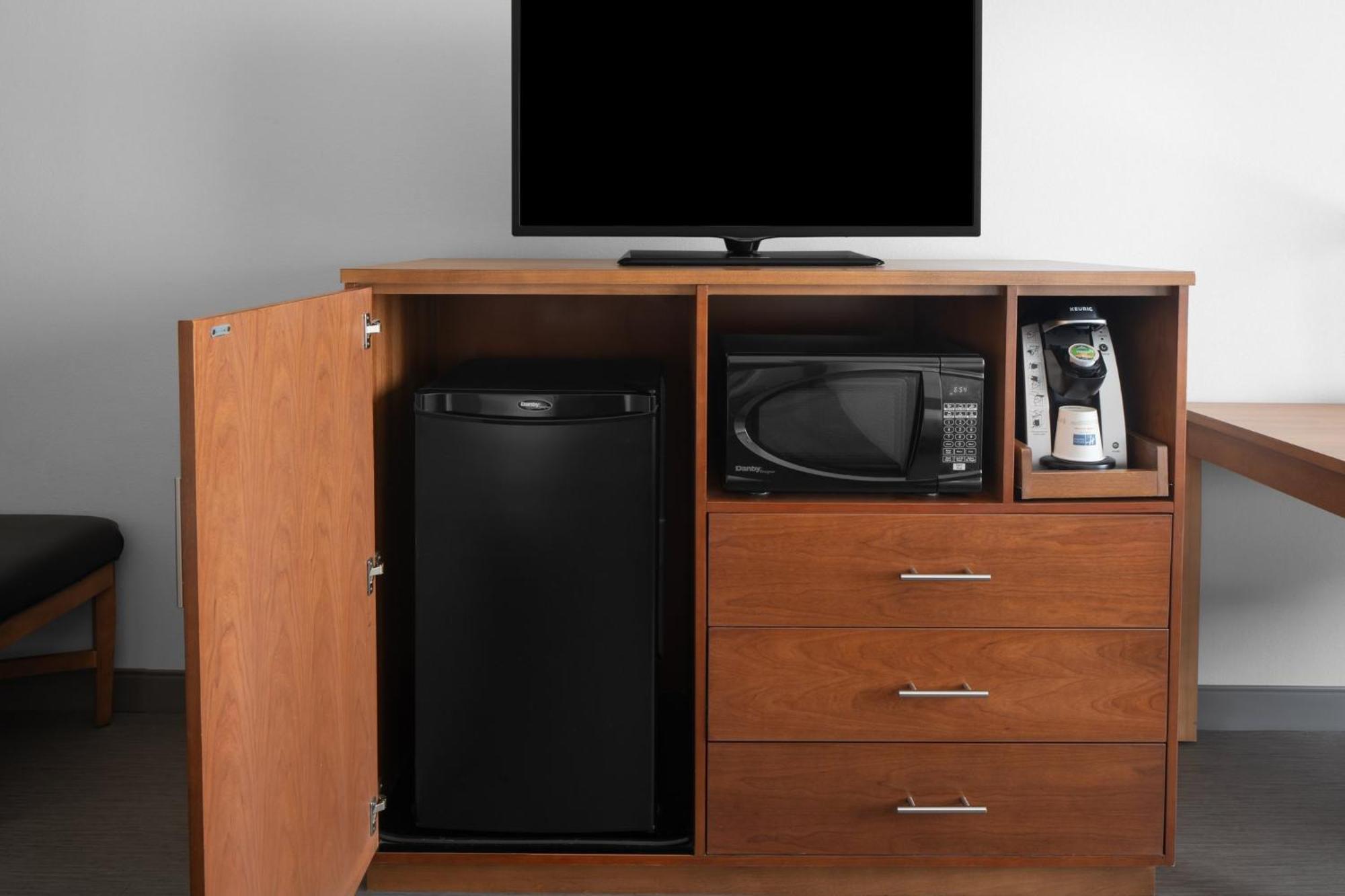 Holiday Inn Express & Suites Midland South I-20 By Ihg Eksteriør bilde
